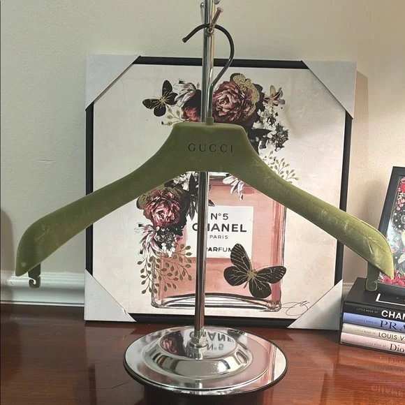 Gucci Olive Velvet Hanger - Picture 1 of 5